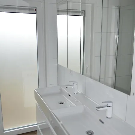 Schaelsbergerbosch Eco - Garden House 木屋 法尔肯堡